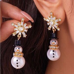 Snowman Dangle Earrings - Gold and Black